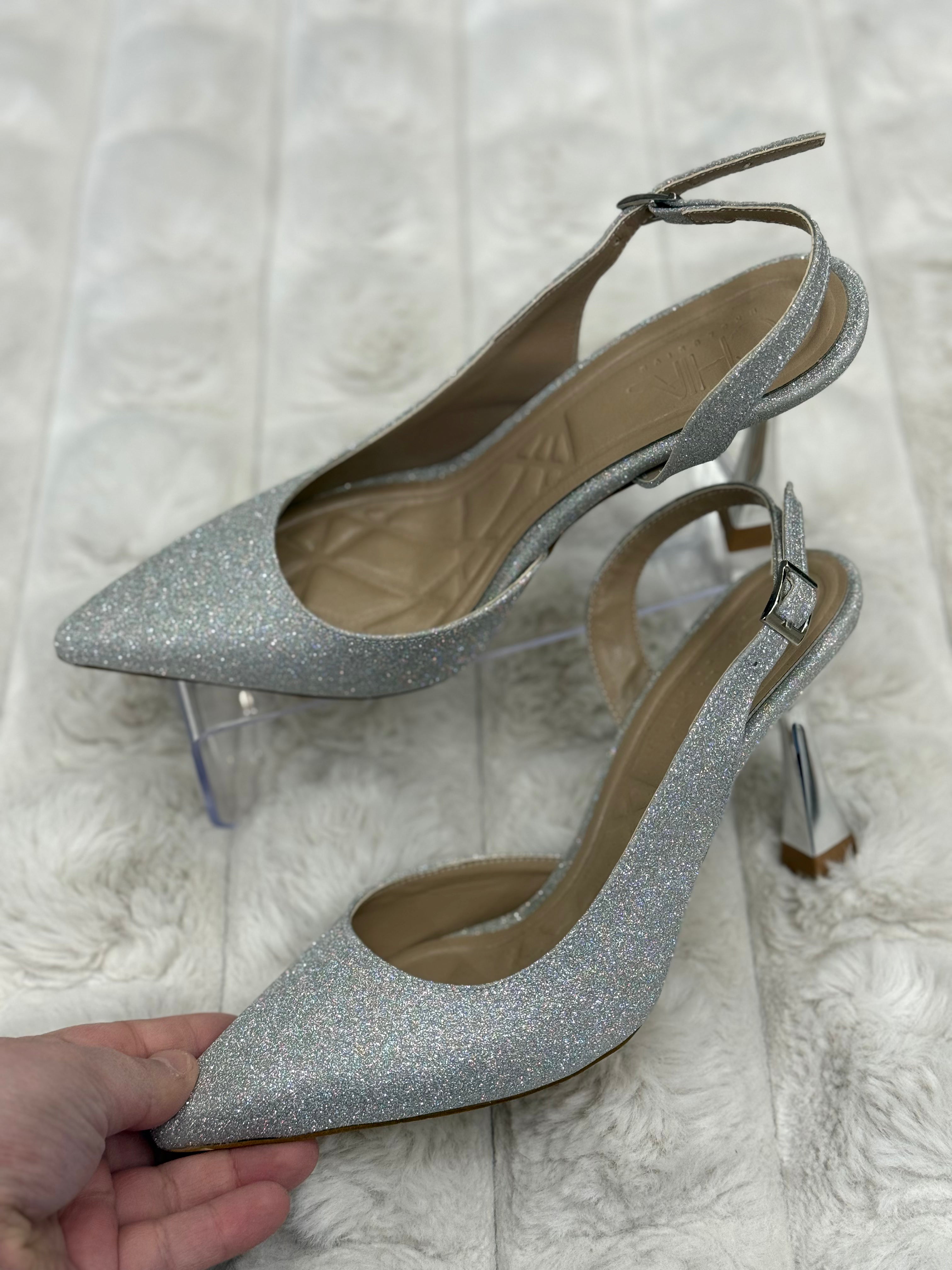 SİMLİ TOPUKLU AYAKKABI